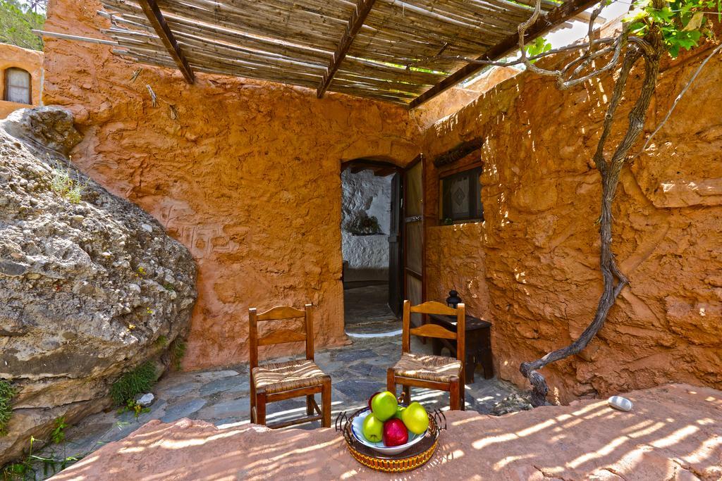 Makrýgialos Aspros Potamosアパートホテル 部屋 写真