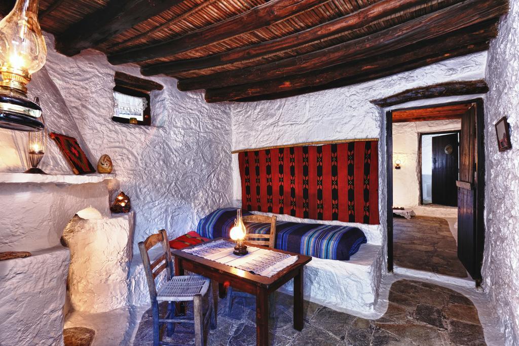 Makrýgialos Aspros Potamosアパートホテル 部屋 写真